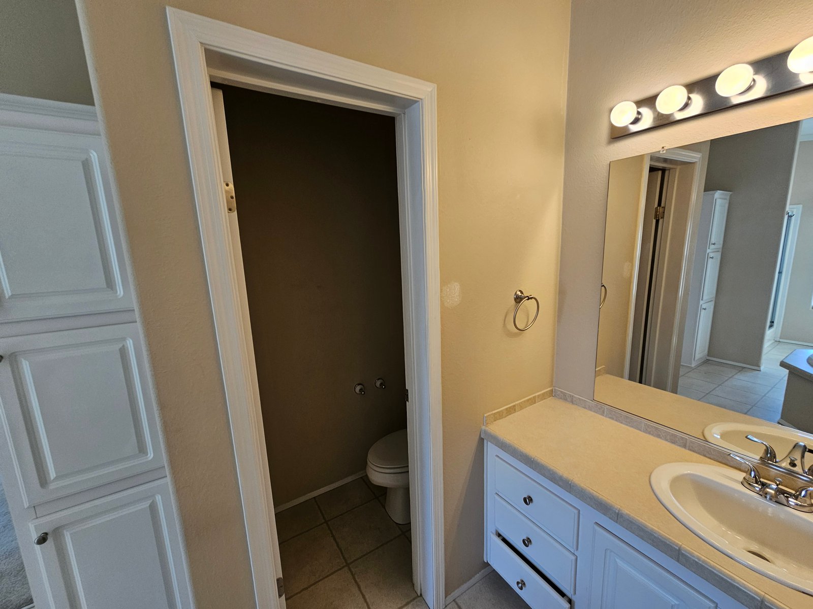 Interior painting project gallery - Project 136 - Image 11